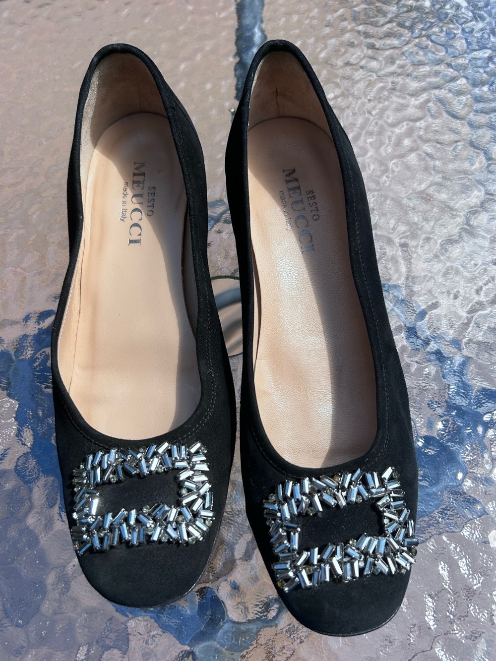 Sesto Meucci Women’s Size 8.5 Black Suede Leather Low Heels Crystal Embellished